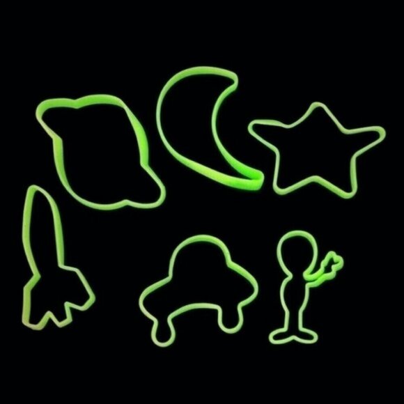 Super-Sized Glow-in-the-Dark Space Fun Bands 36 Piece - Picture 1 of 4